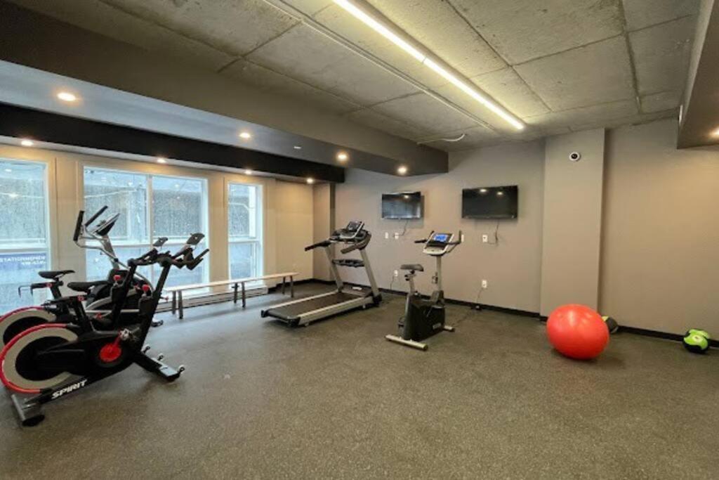 Condo Chic, Centre-Ville Piscine, Terrasse, Gym Québec Zewnętrze zdjęcie
